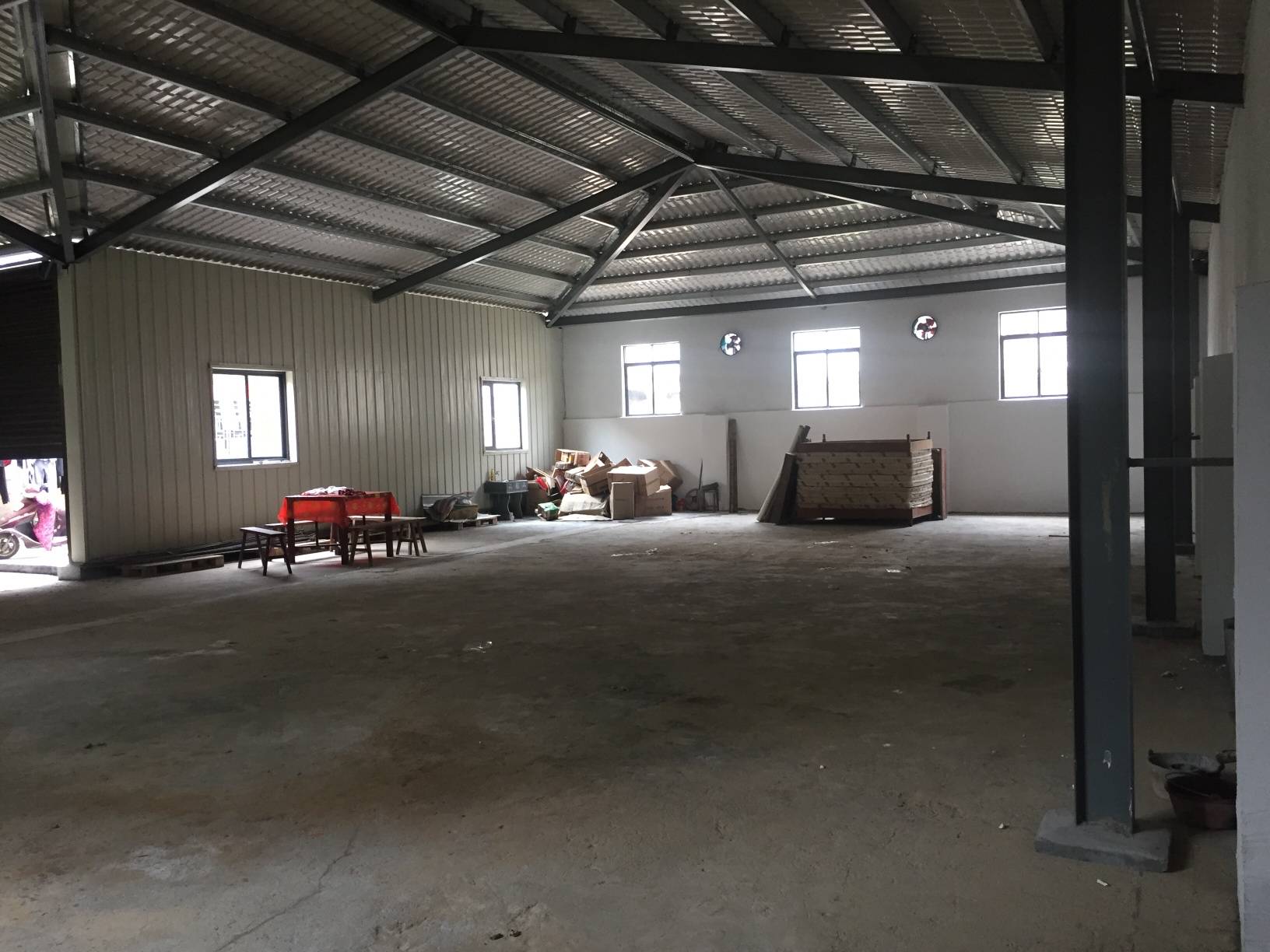 出租水头镇福兴街247--2号仓库300平米 租金10元/月