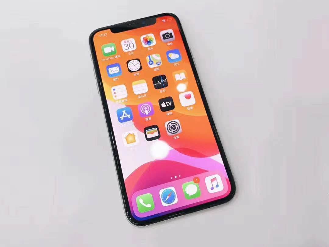 特价出售自用国行苹果x,银色,256g,无拆修.